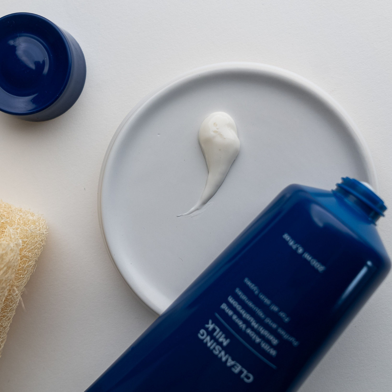 Hydrating Cleansing Milk with Aloe Vera and Reishi Mushroom